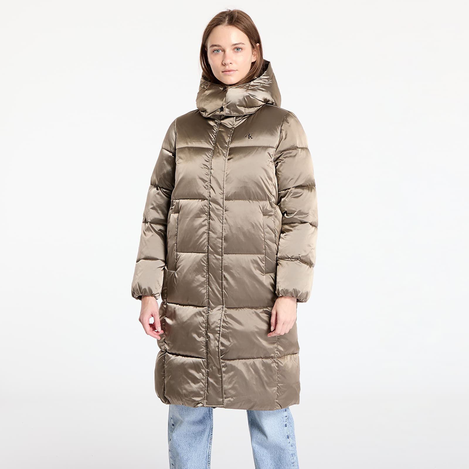 Dámské bundy Calvin Klein Jeans Shiny Satin Puffer Coat Brindle