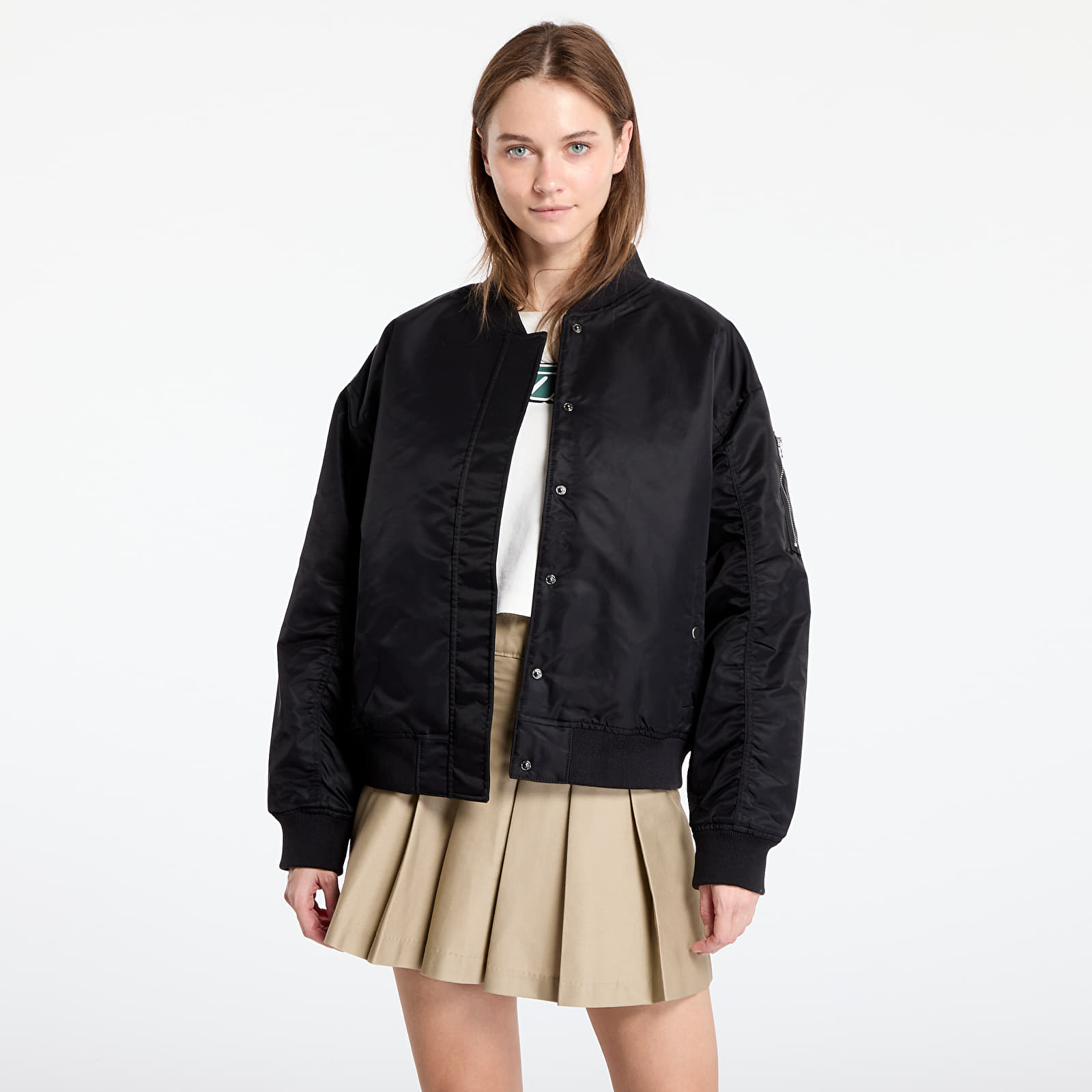 Bundy Vans Bennett Bomber Black