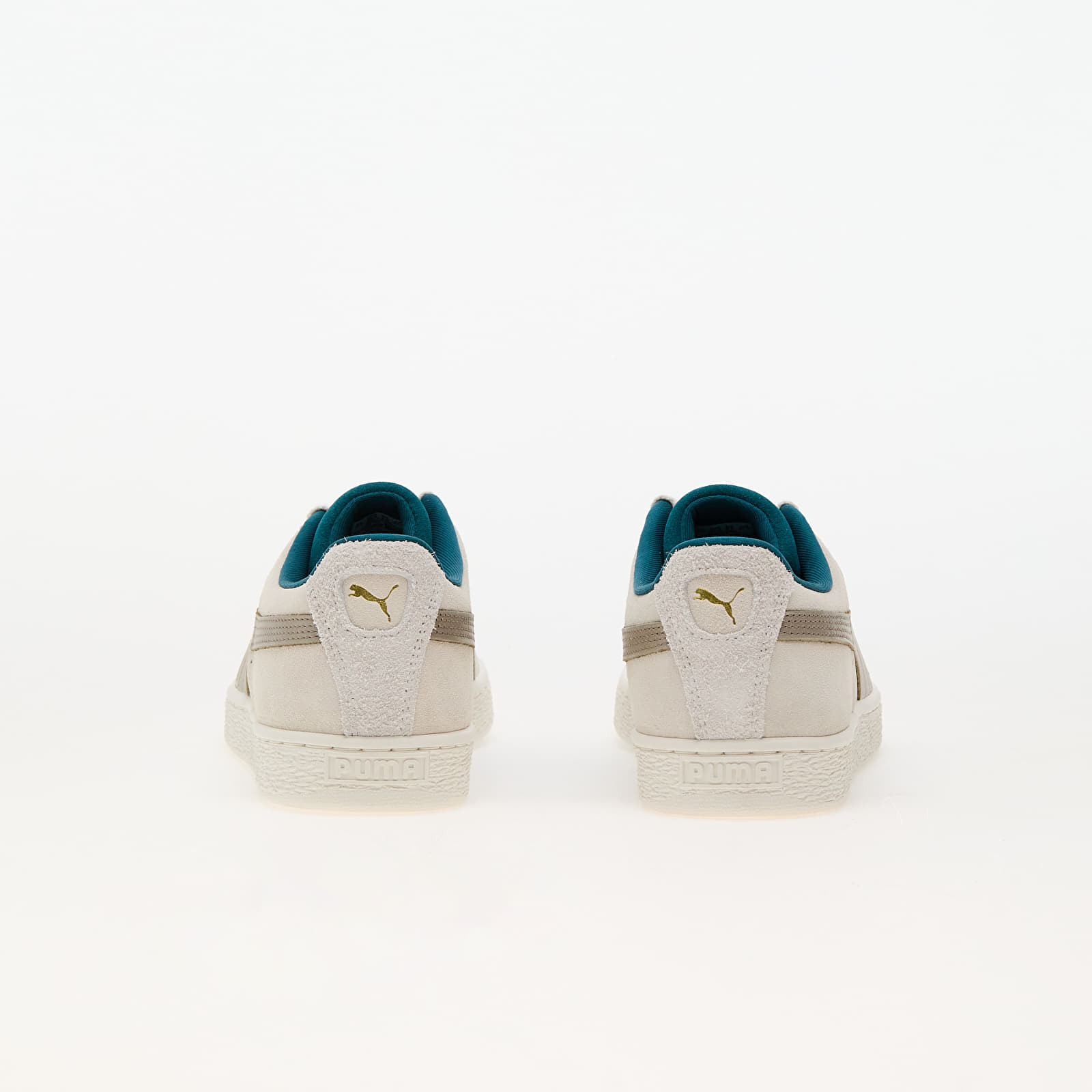 Men's sneakers and shoes Puma Suede Play.Paris. White