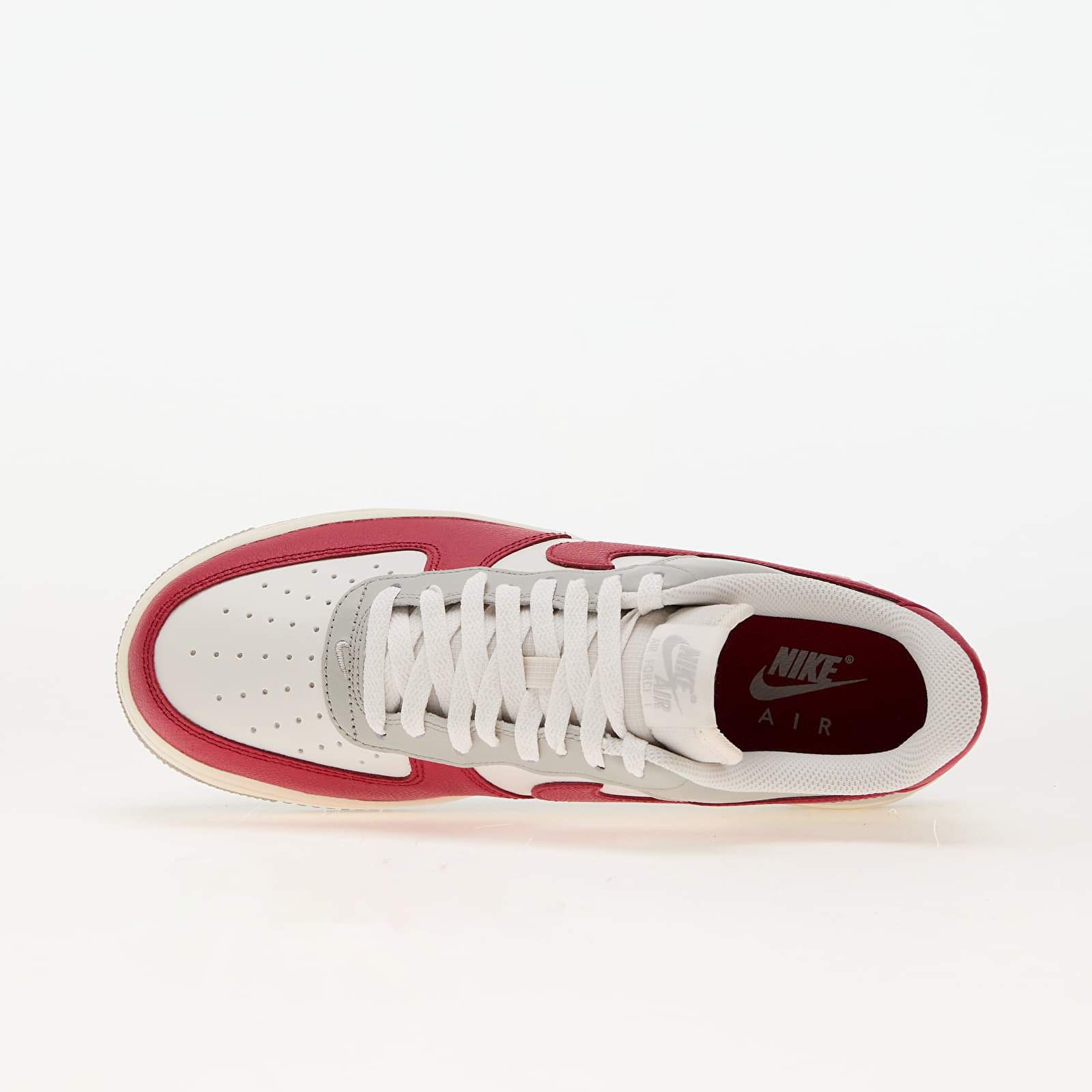 Męskie trampki i buty Nike Air Force 1 '07 Lv8 Lt Iron Ore/ Gym Red-Pale Ivory-Phantom