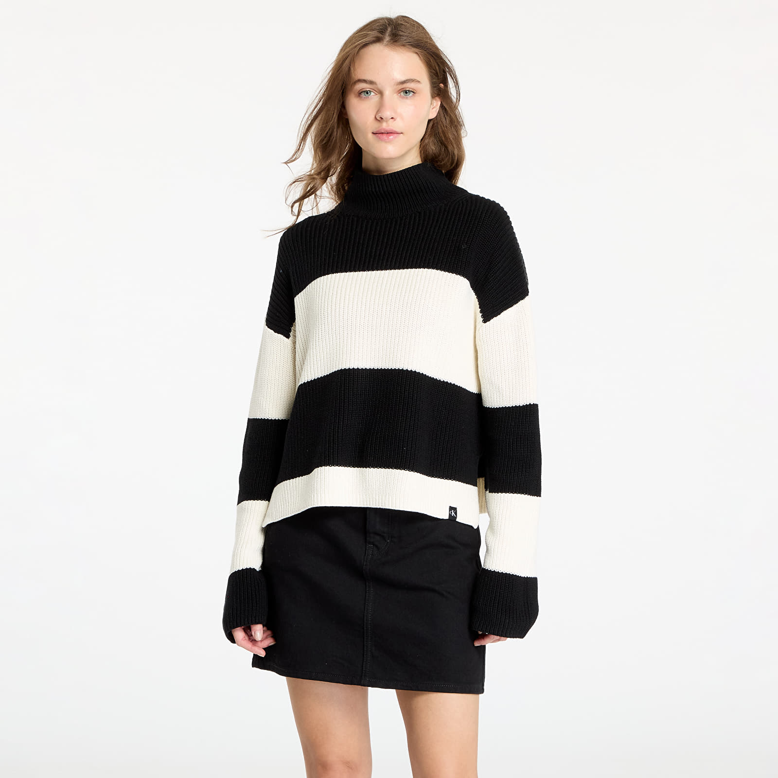 Jerséis de mujer Calvin Klein Jeans Chunky Loose High Neck Sweater Ivory/ Black Stripe