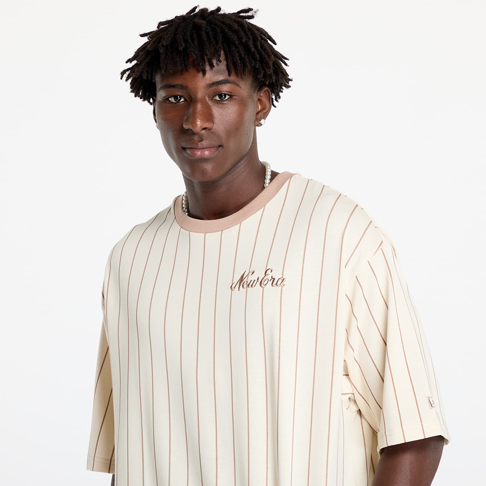 Men's T-shirts New Era Pinstripe Oversized Tee UNISEX Light Cream