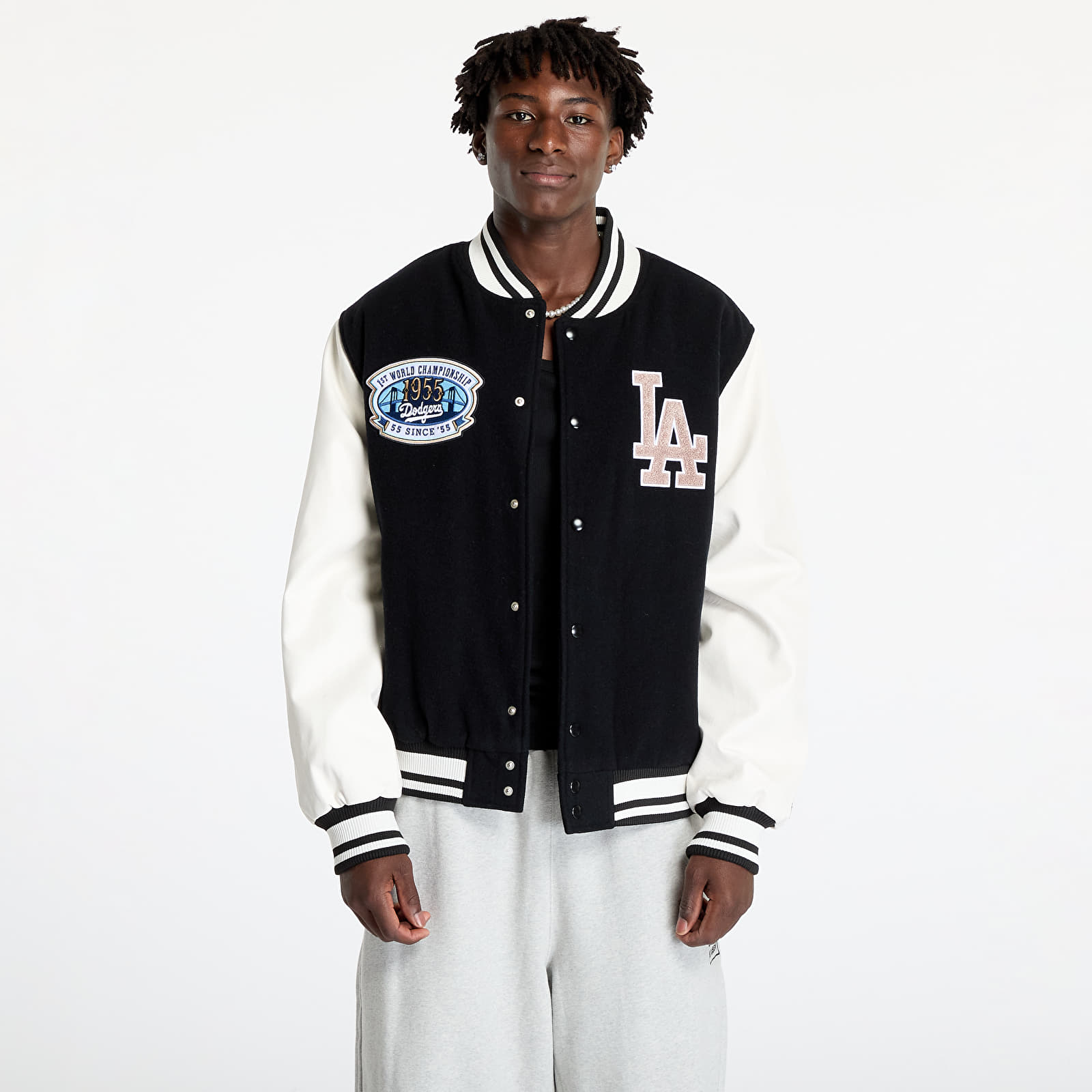 Chaquetas bomber para hombre New Era  Los Angeles Dodgers MLB Patch Varsity Jacket UNISEX Black/ White