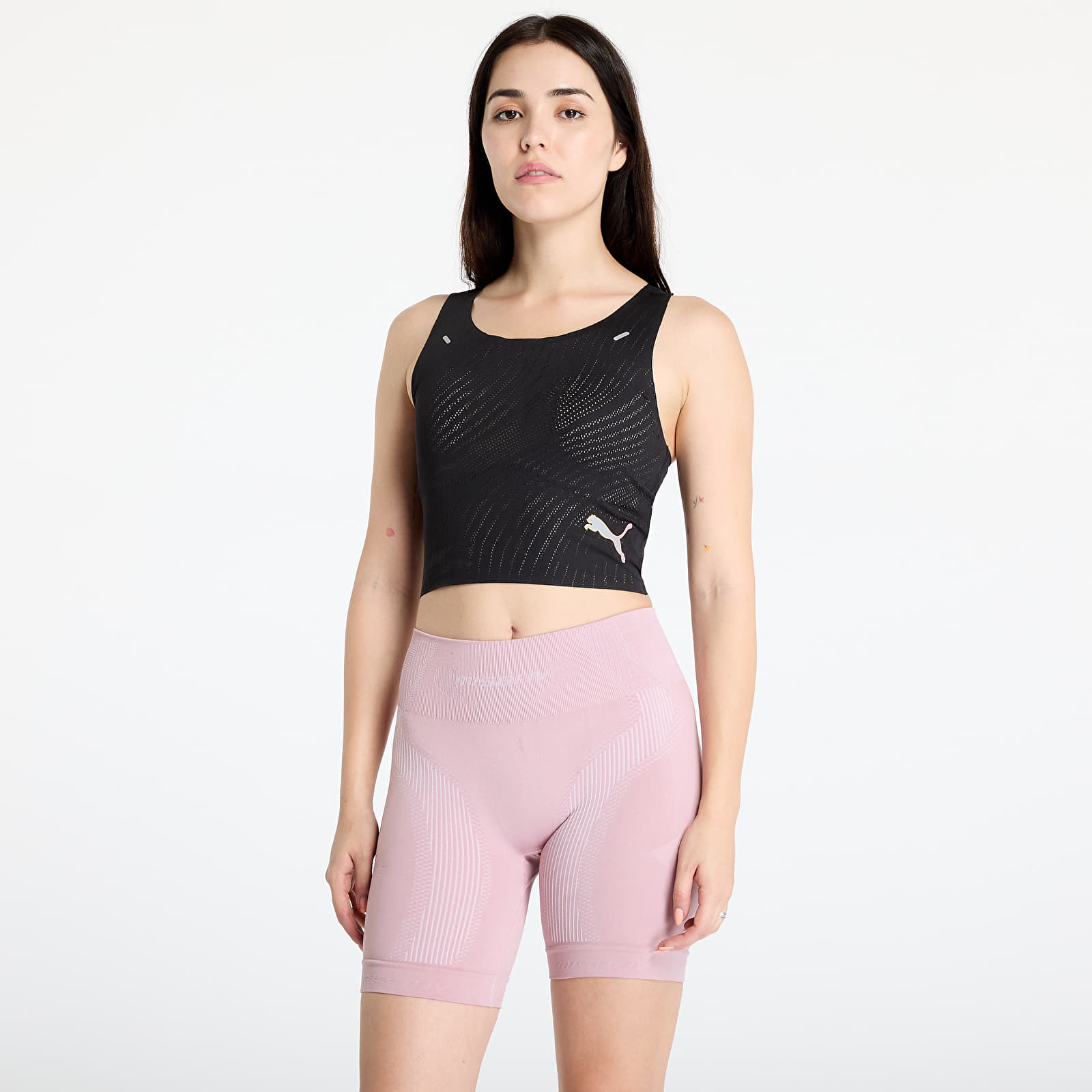 Γυναικείες μπλούζες PUMA Run Ultraspun Crop Top W Black