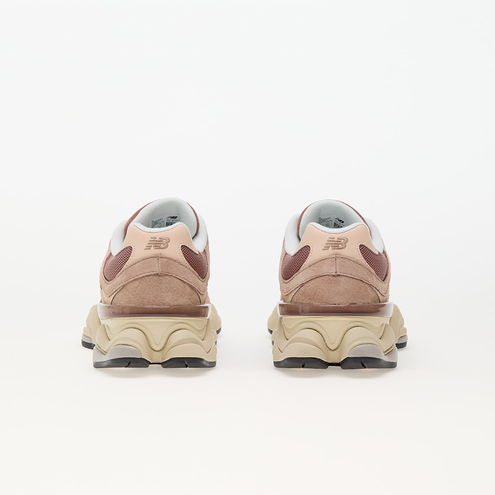 Meeste tossud ja kingad New Balance 9060 Sparrow