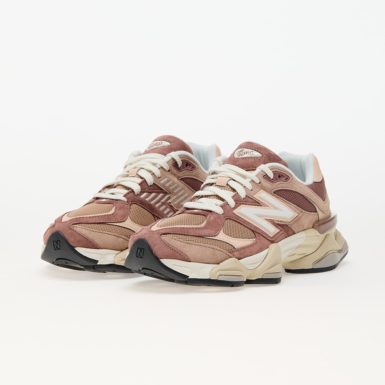 Meeste tossud ja kingad New Balance 9060 Sparrow