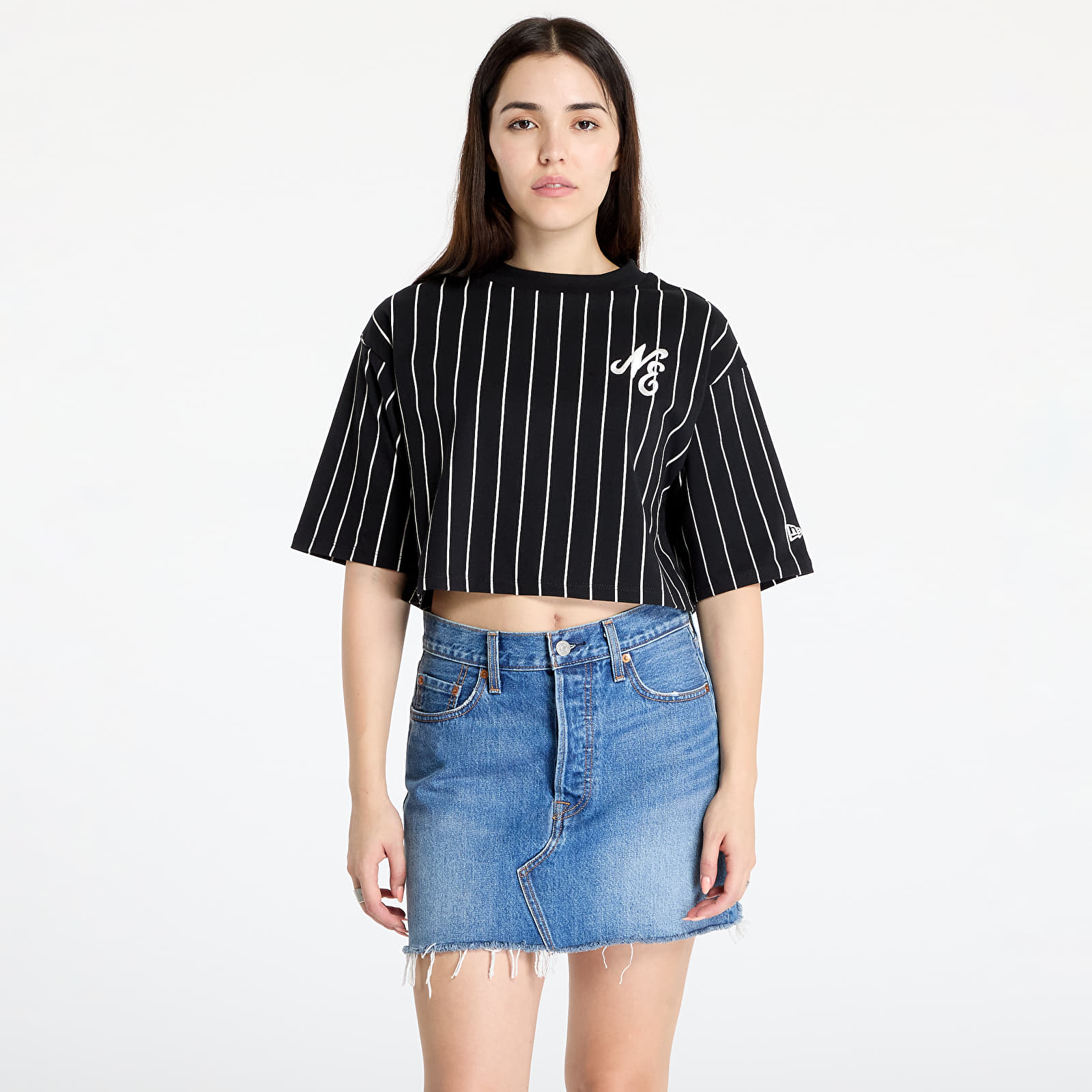 T-Shirts New Era Pinstripe Crop Tee Black/ Off White