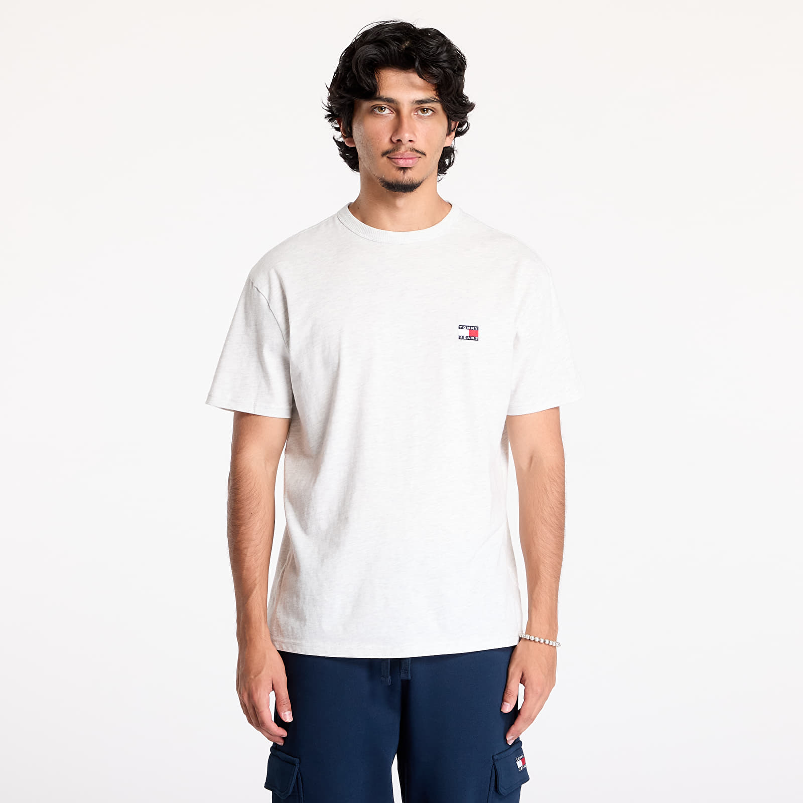 Men's T-shirts Tommy Jeans  Badge Crew Neck T-Shirt Silver Grey Htr