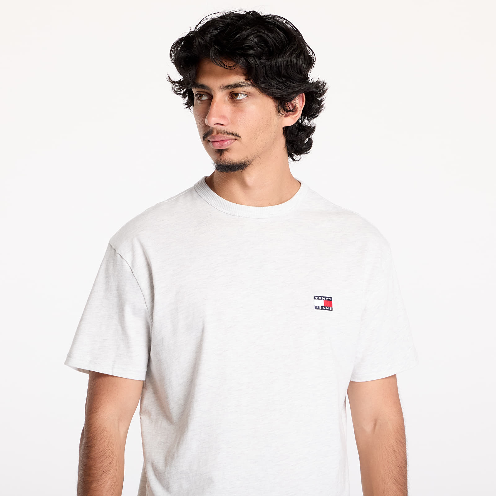 Men's T-shirts Tommy Jeans  Badge Crew Neck T-Shirt Silver Grey Htr