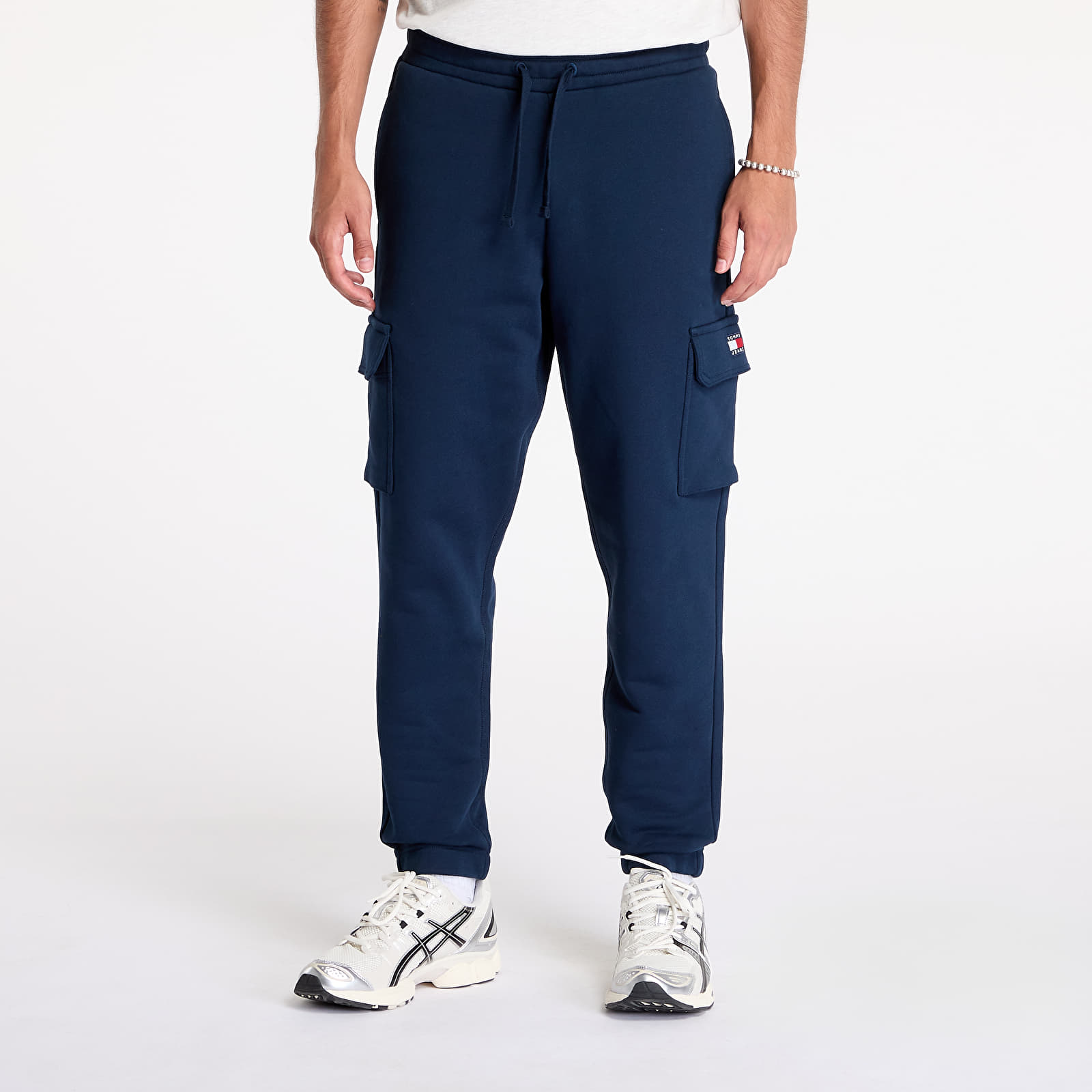 Spodnie dresowe męskie Tommy Jeans Regular Badge Cargo Pant Dark Night Navy