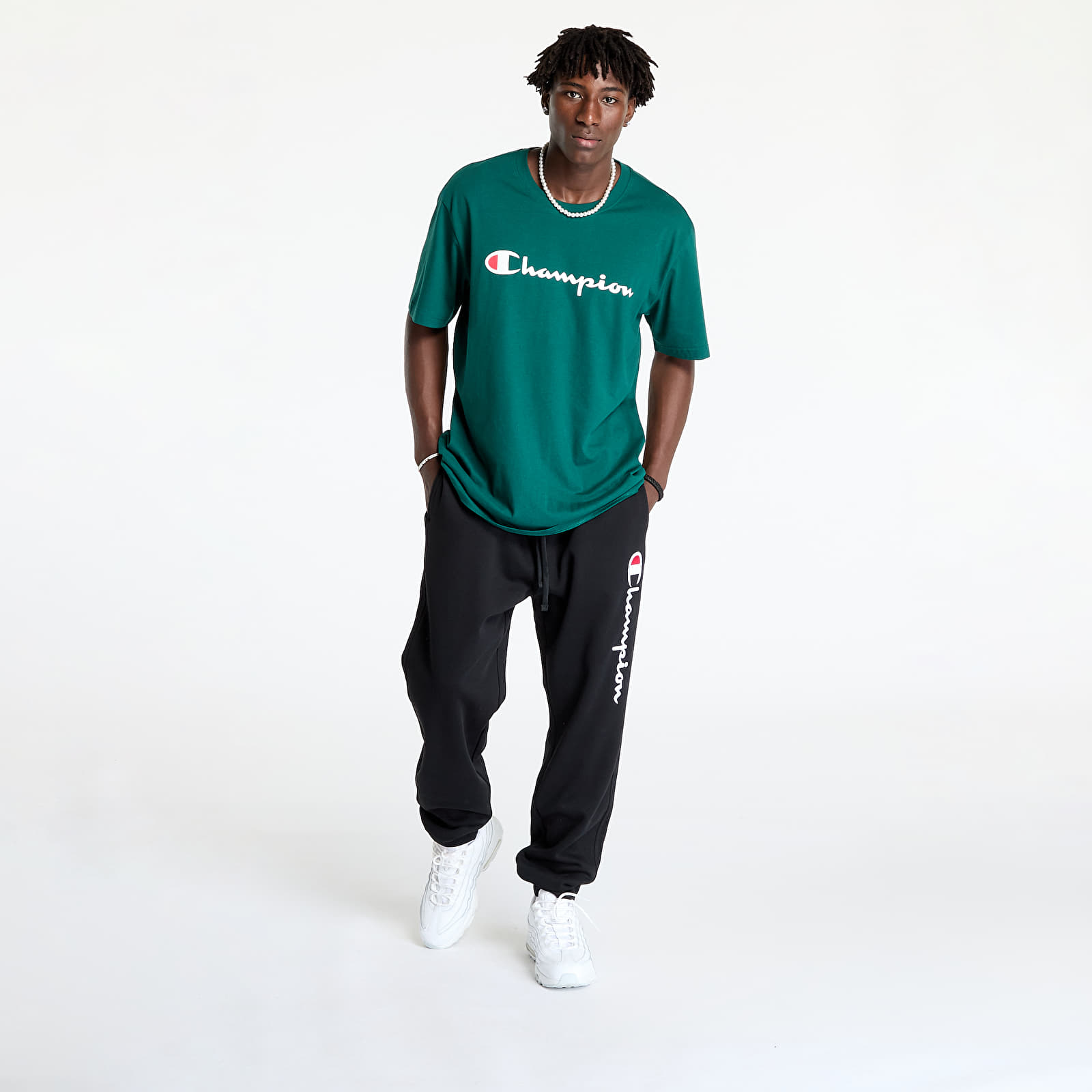 Champion sweatpants and shirt online