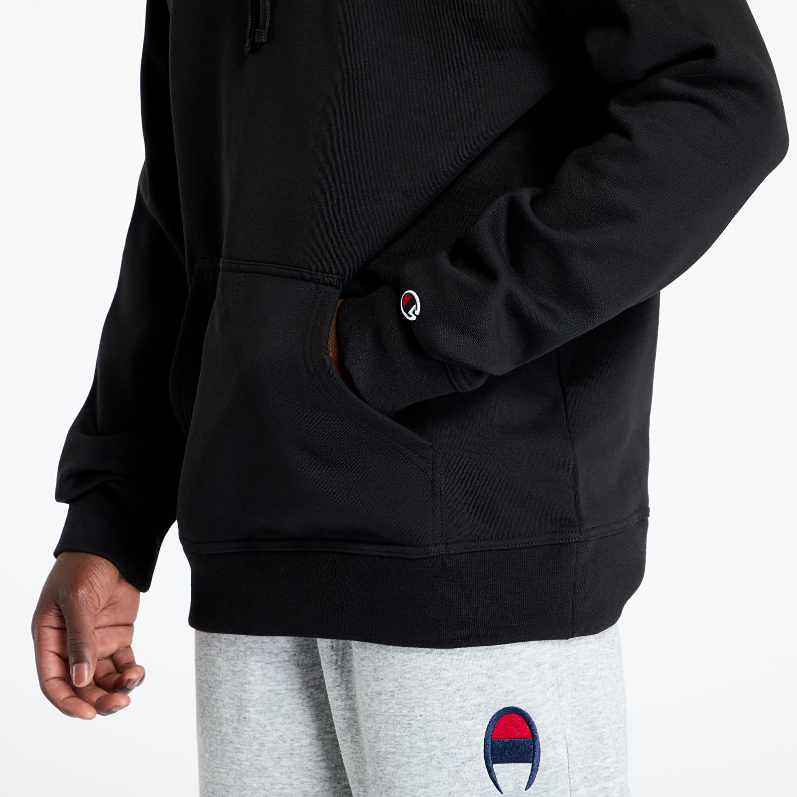 Sweatshirts Champion Hooded Sweatshirt Black Queens