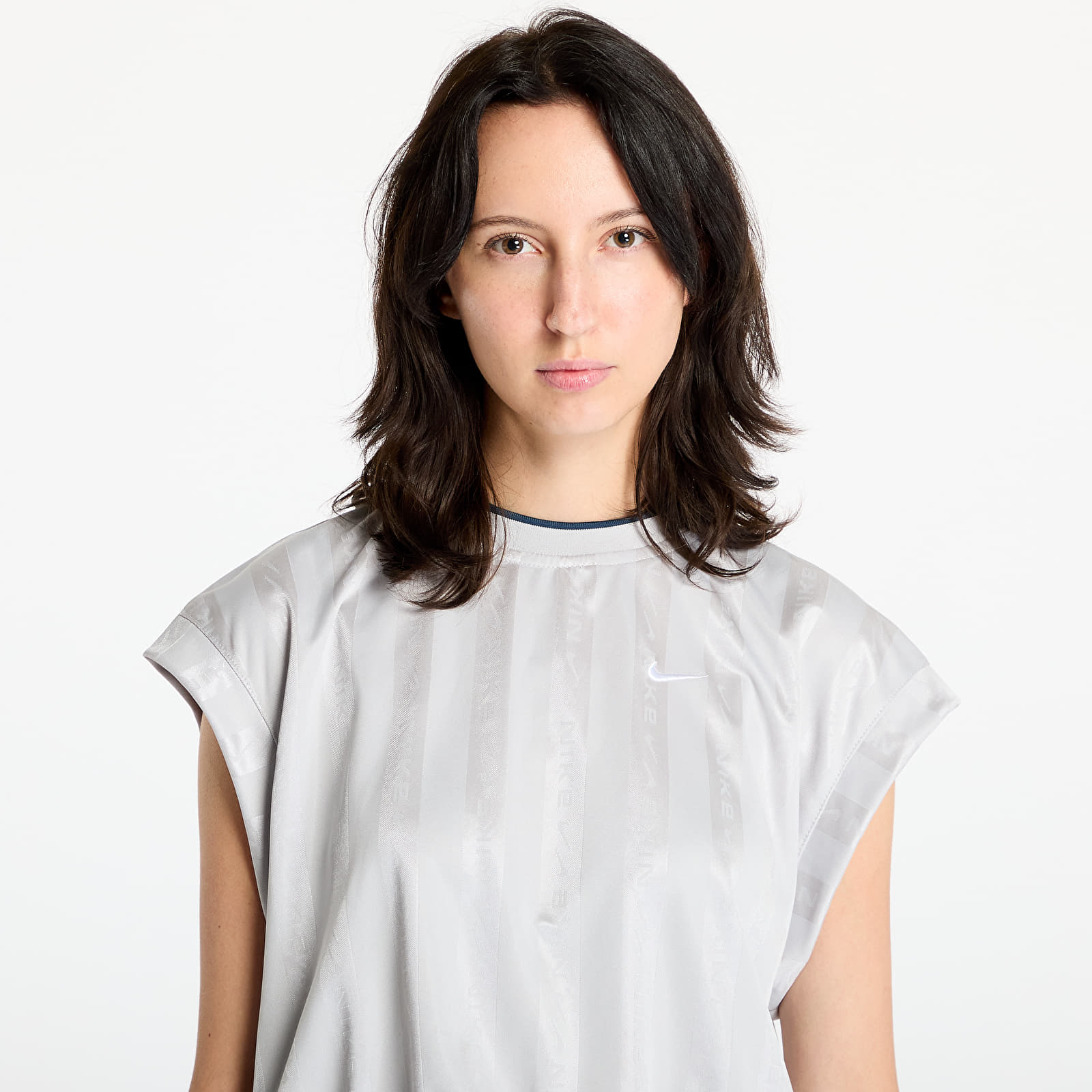Topy Nike Sportswear Collection Women's Dri-FIT Jacquard Short-Sleeve Jersey Top Light Iron Ore/ Light Iron Ore/ Armoury Navy/ White