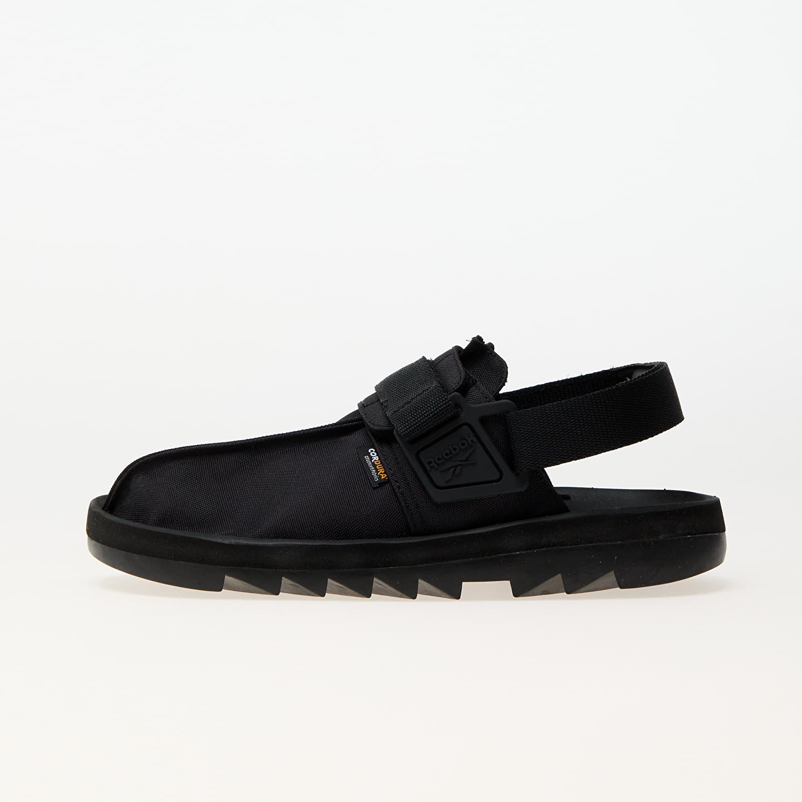 Meeste tossud ja kingad Reebok Beatnik Black/ Black/ Black