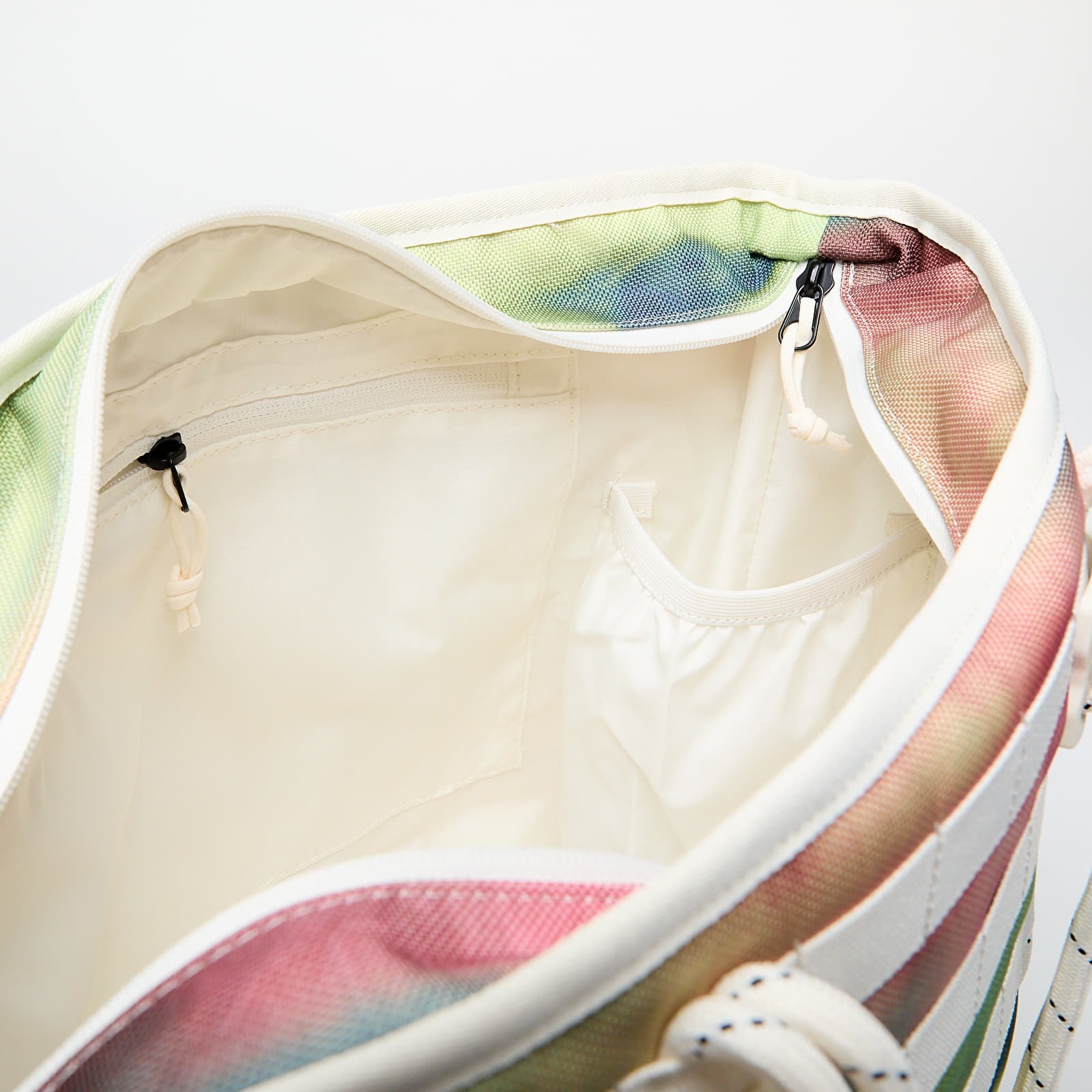Backpacks and bags Nike Sportswear Women's Artist Collection RPM Tote Sail/ Sail/ Sail