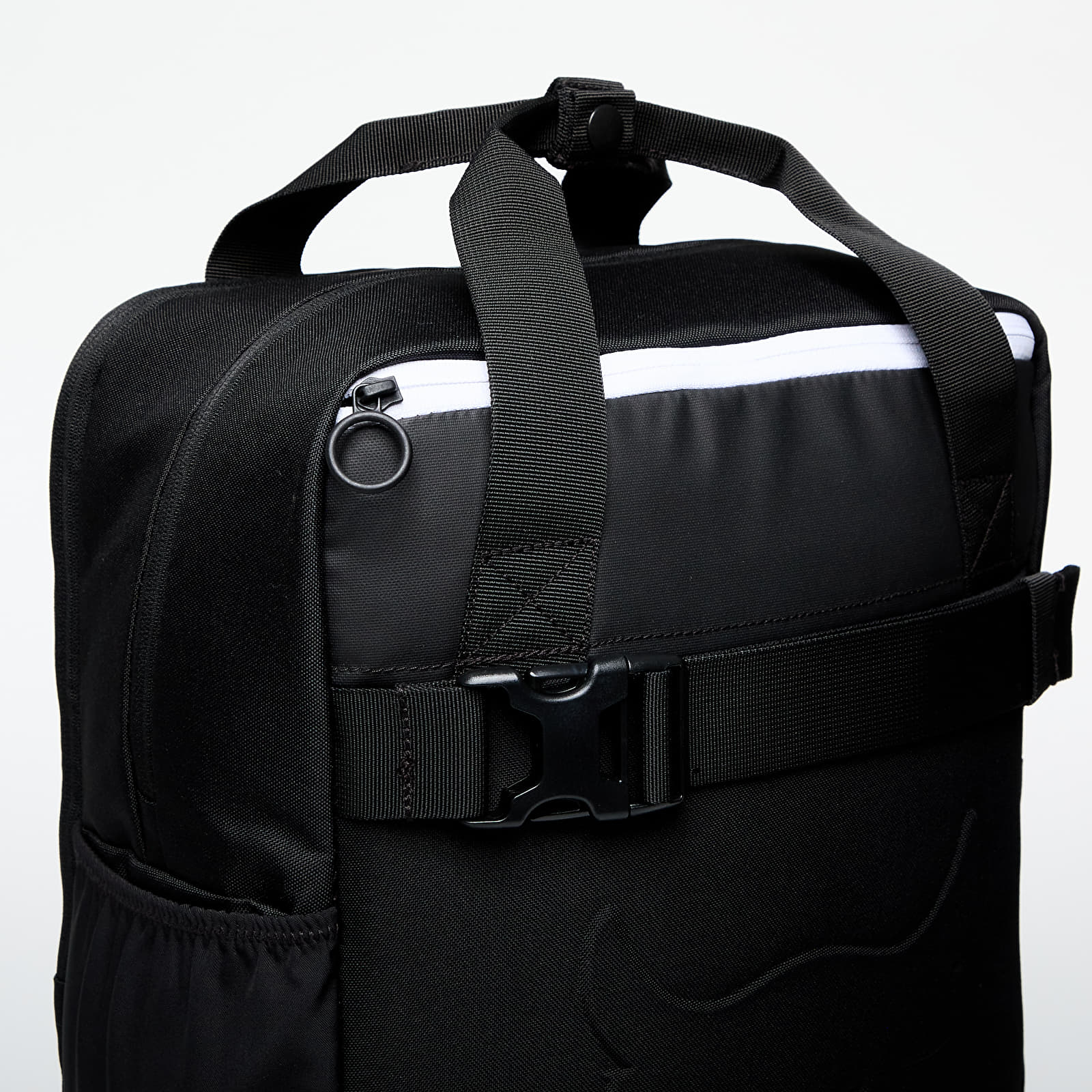 Mochilas para hombres Under Armour Project Rock Box DF BP Black/ White