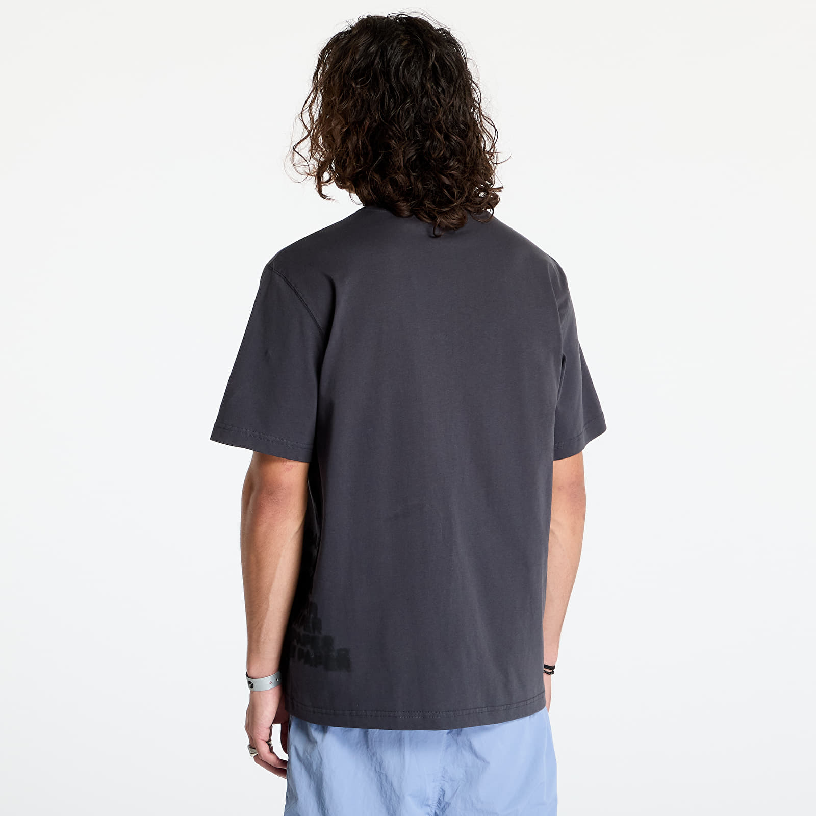 Tシャツ・カットソー DAILY PAPER FW24 OVERLOAD SS T SHIRT (2421079 OBSIDIAN) Daily Paper Overload T-Shirt | Apparel » Buy online now!