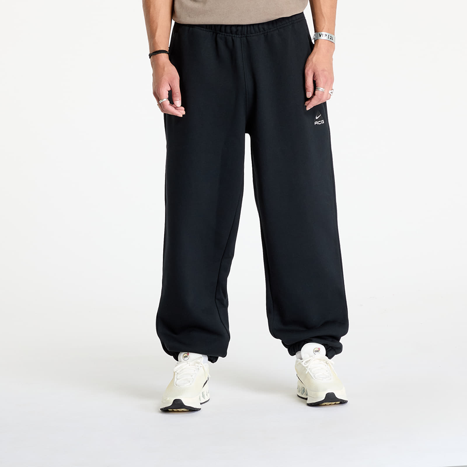 Tepláky Nike ACG Therma-FIT Repel Tuff Fleece Lungs Pants Black/ Anthracite/ Summit White L