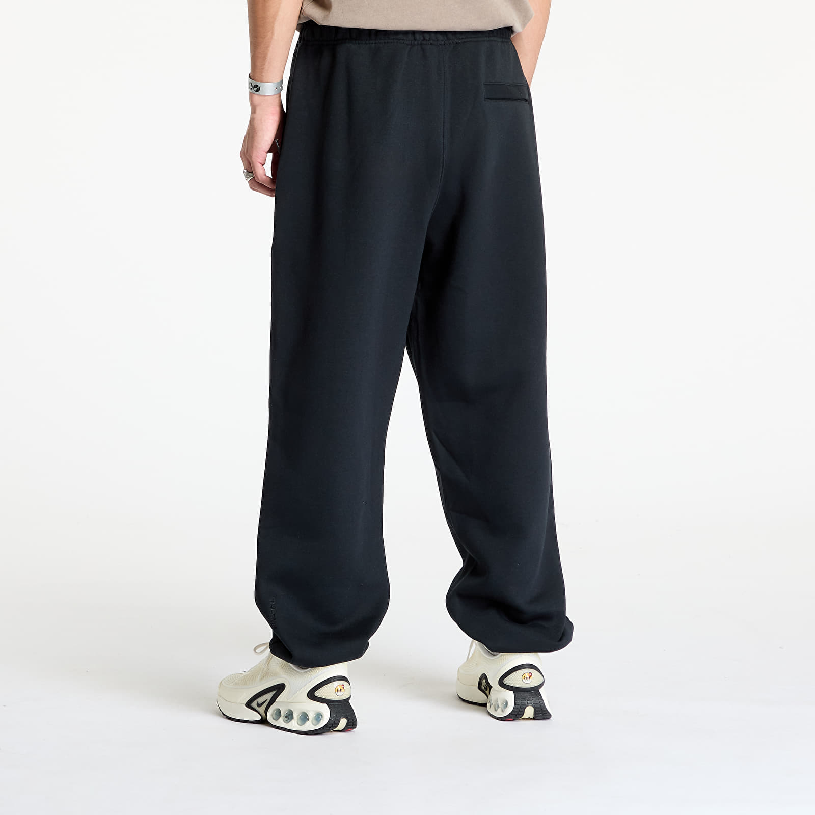 Sweatpants Nike ACG Therma FIT Repel Tuff Fleece Lungs Pants Black Anthracite Summit White Queens