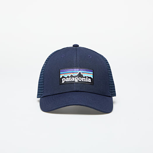 Kšiltovka Patagonia P-6 Logo LoPro Trucker Hat New Navy