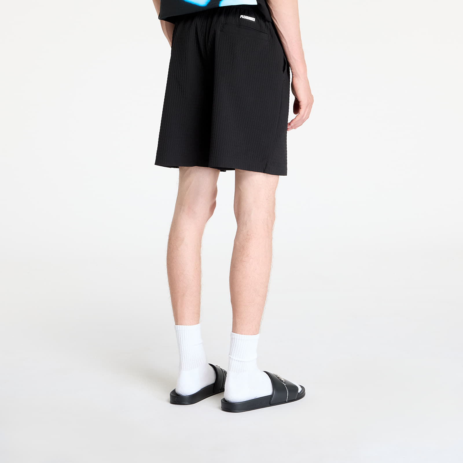 Korte broeken PLEASURES Heart Sport Shorts Black