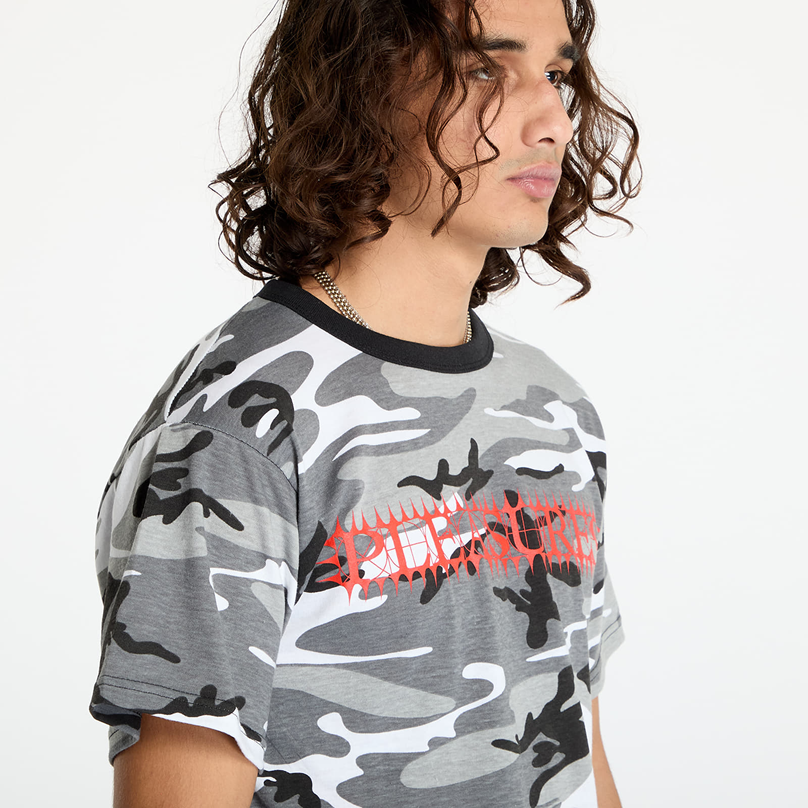 Meeste T-särgid PLEASURES Spike T-Shirt Camo