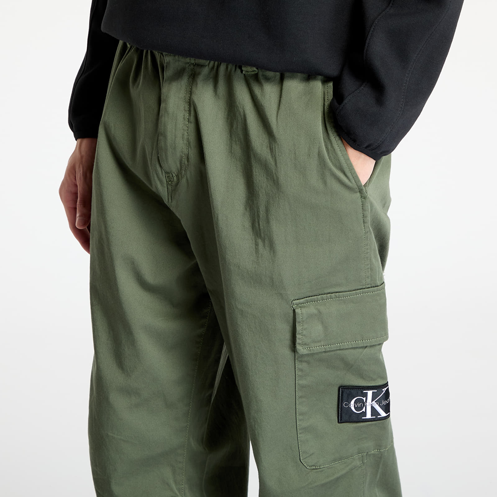 Vīriešu bikses Calvin Klein Jeans Essential Regular Ca Green