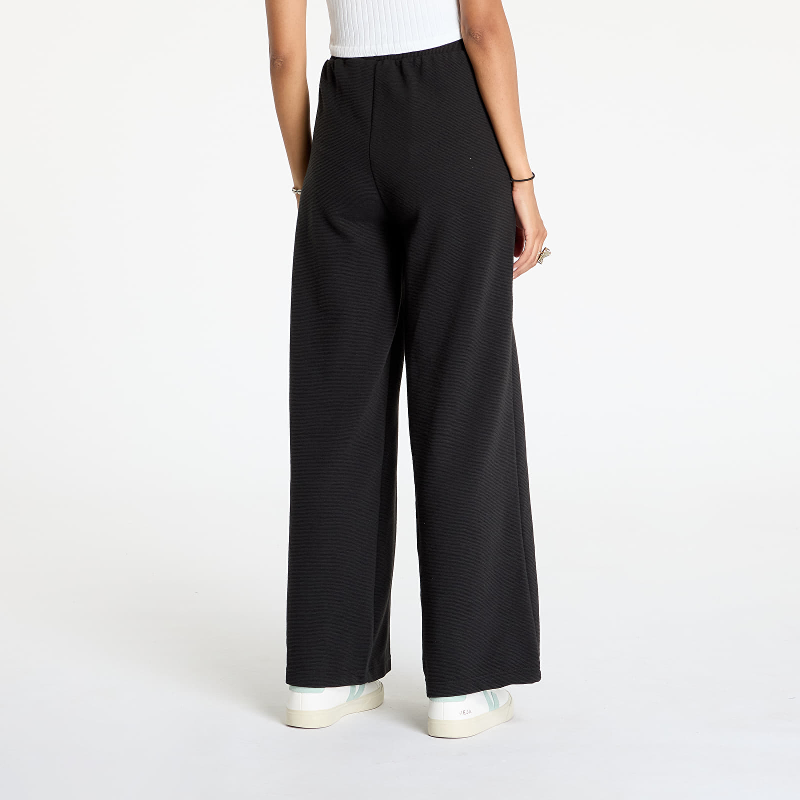 Women's Sweatpants The North Face W Hoden Wide Leg Jogger Tnf Black