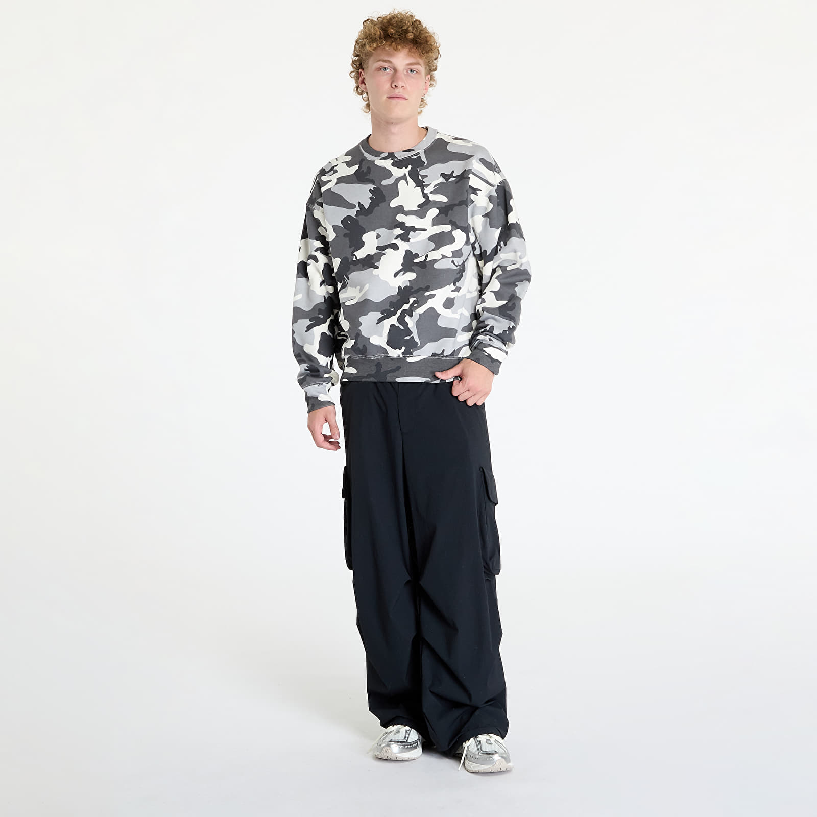 Hoodies and sweatshirts Nike M NRG Soloswoosh Crew Camo Grey Camo Queens