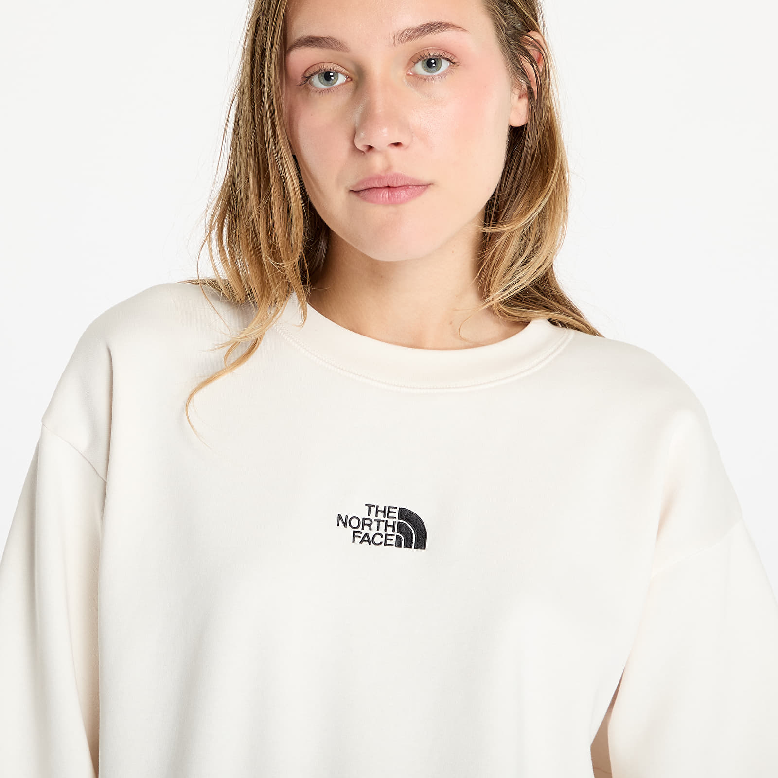 Bluzy The North Face W Essential Oversize Crew White Dune