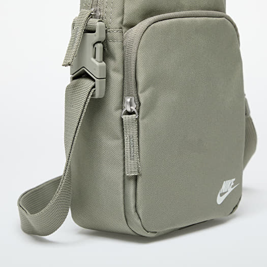 Umhangetaschen Nike Heritage Crossbody Bag Olive Queens