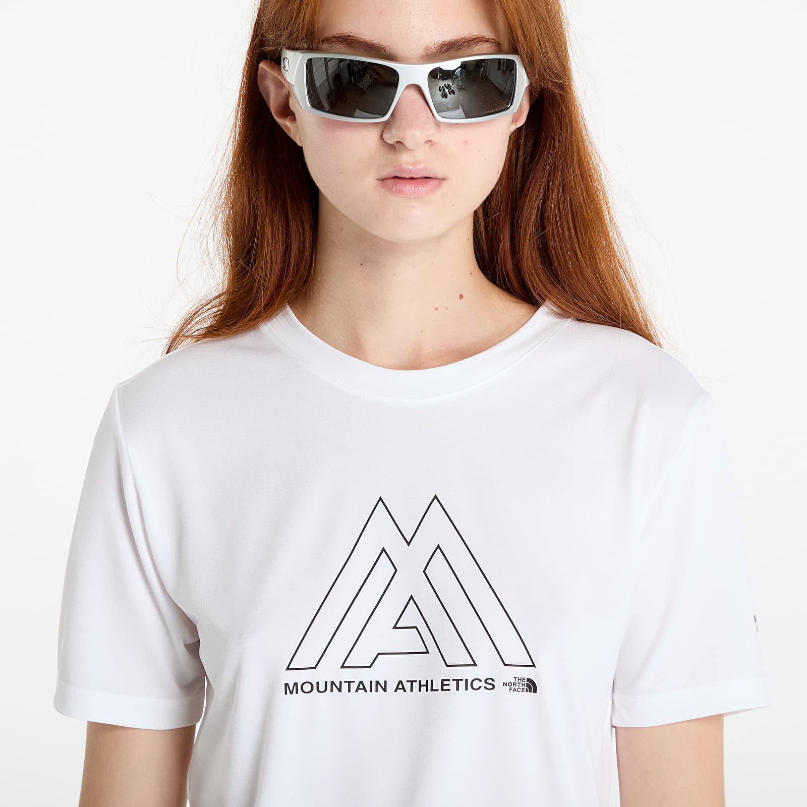 Ženske majice The North Face Mountain Athletics Short Sleeve Tee TNF White