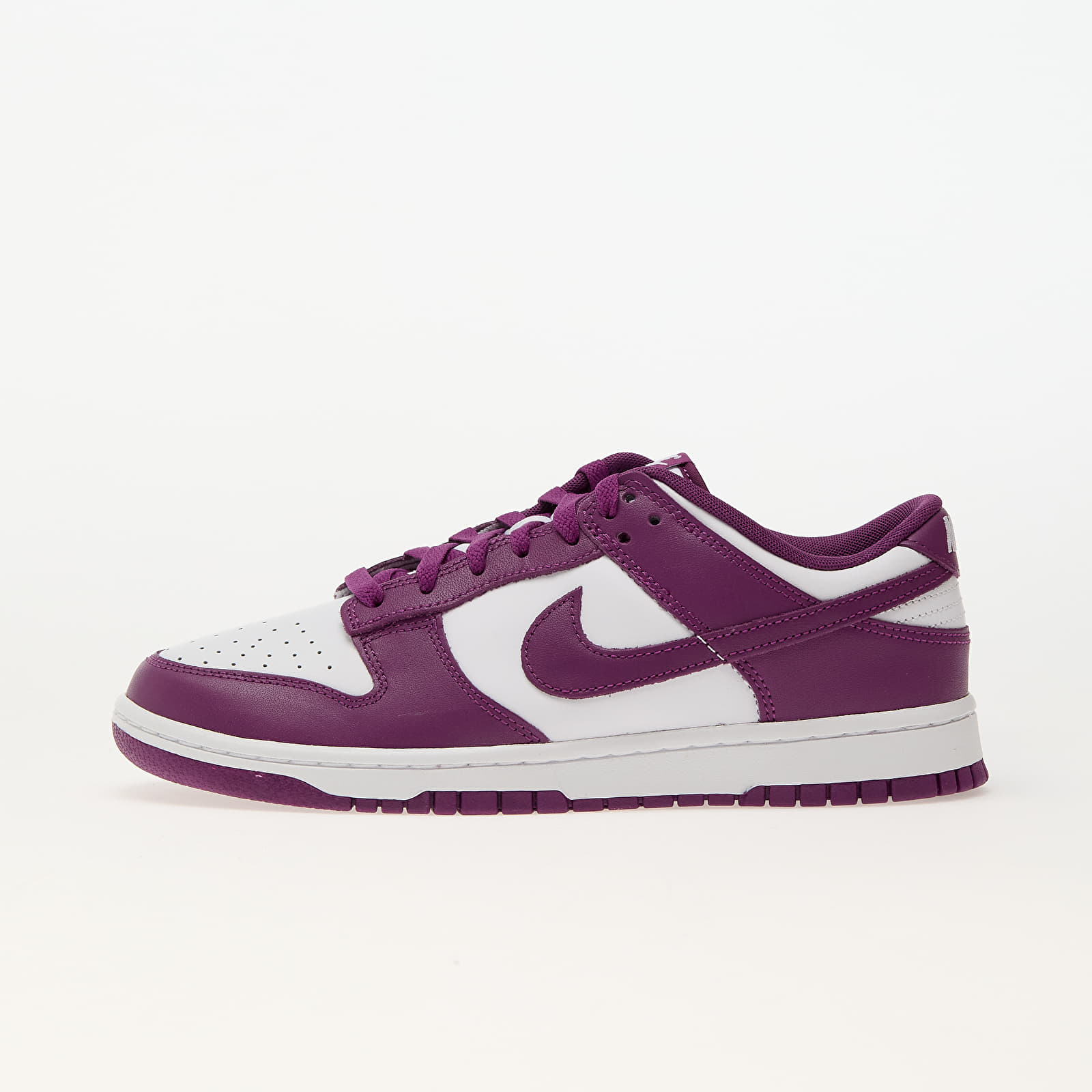 Moške superge in čevlji Nike Dunk Low Retro White/ Viotech-White