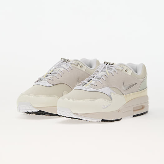 Men s sneakers and shoes Nike Air Max 1 Premium Summit White White Sail Coconut Milk Queens