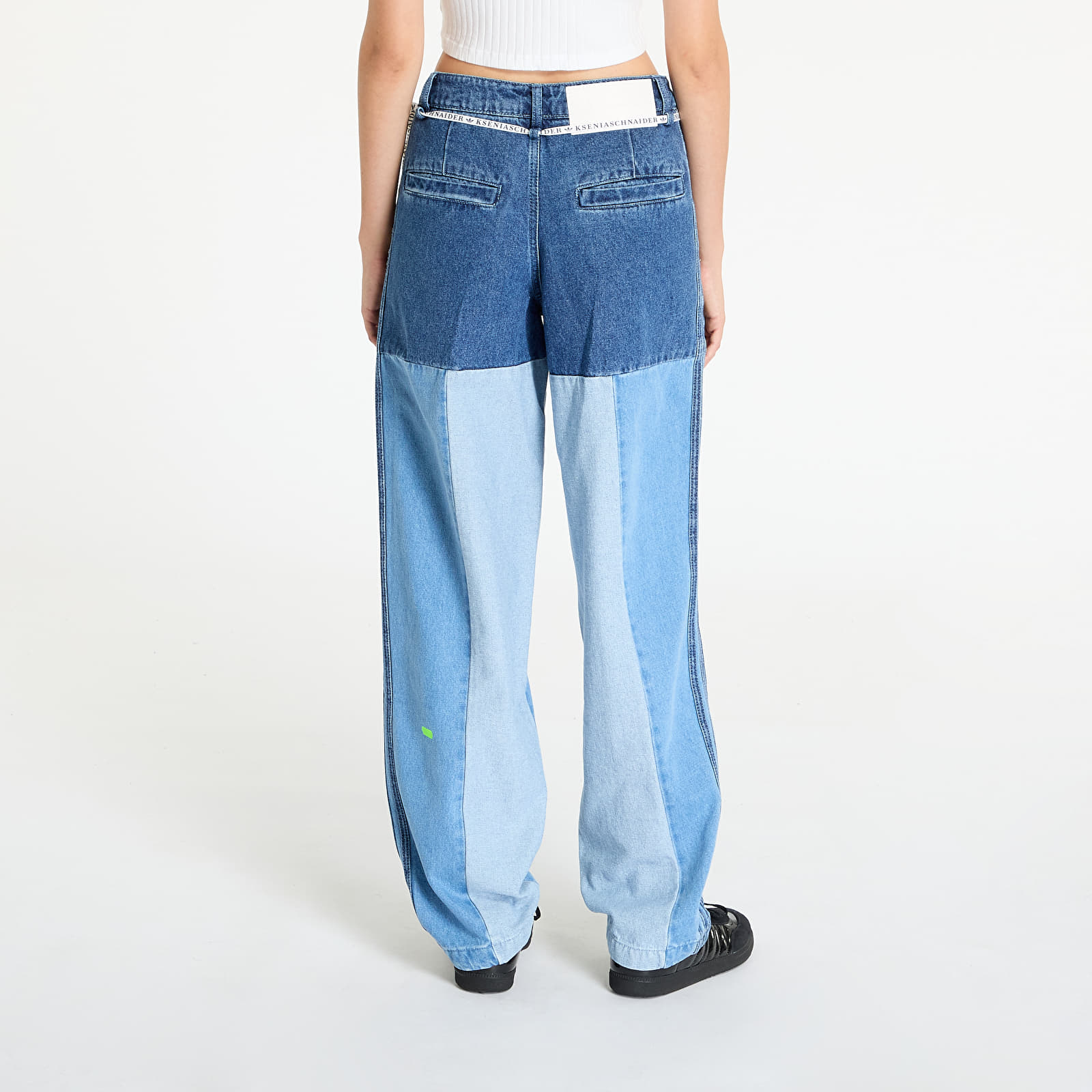 Vaqueros de mujer adidas x KSENIASCHNAIDER Patchwork Straight Leg Jeans Indigo Denim / Medium Blue Denim / Light Denim