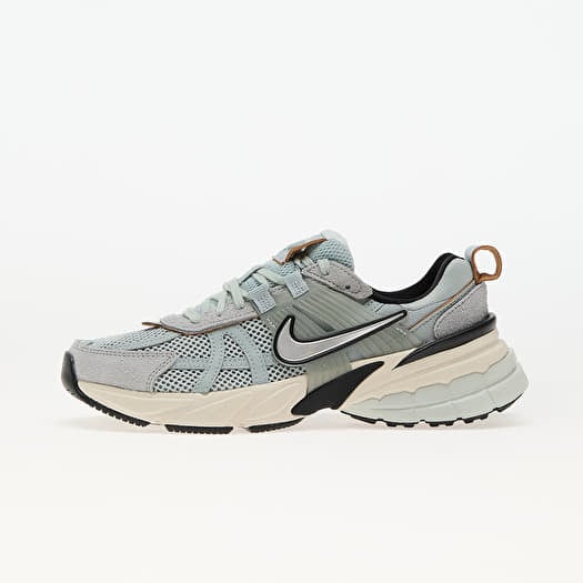 Nike W V2K Run Light Pumice/ Chrome-Lt Orewood Brn-Black