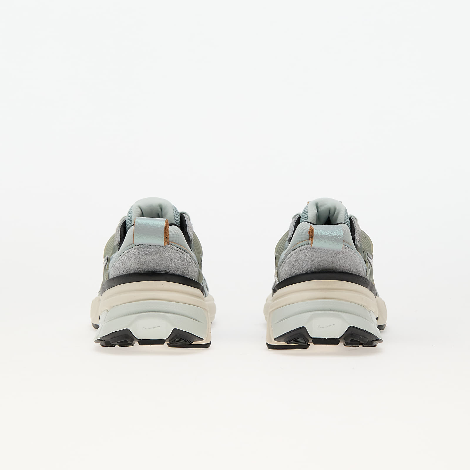 Ženske tenisice Nike W V2K Run Light Pumice/ Chrome-Lt Orewood Brn-Black