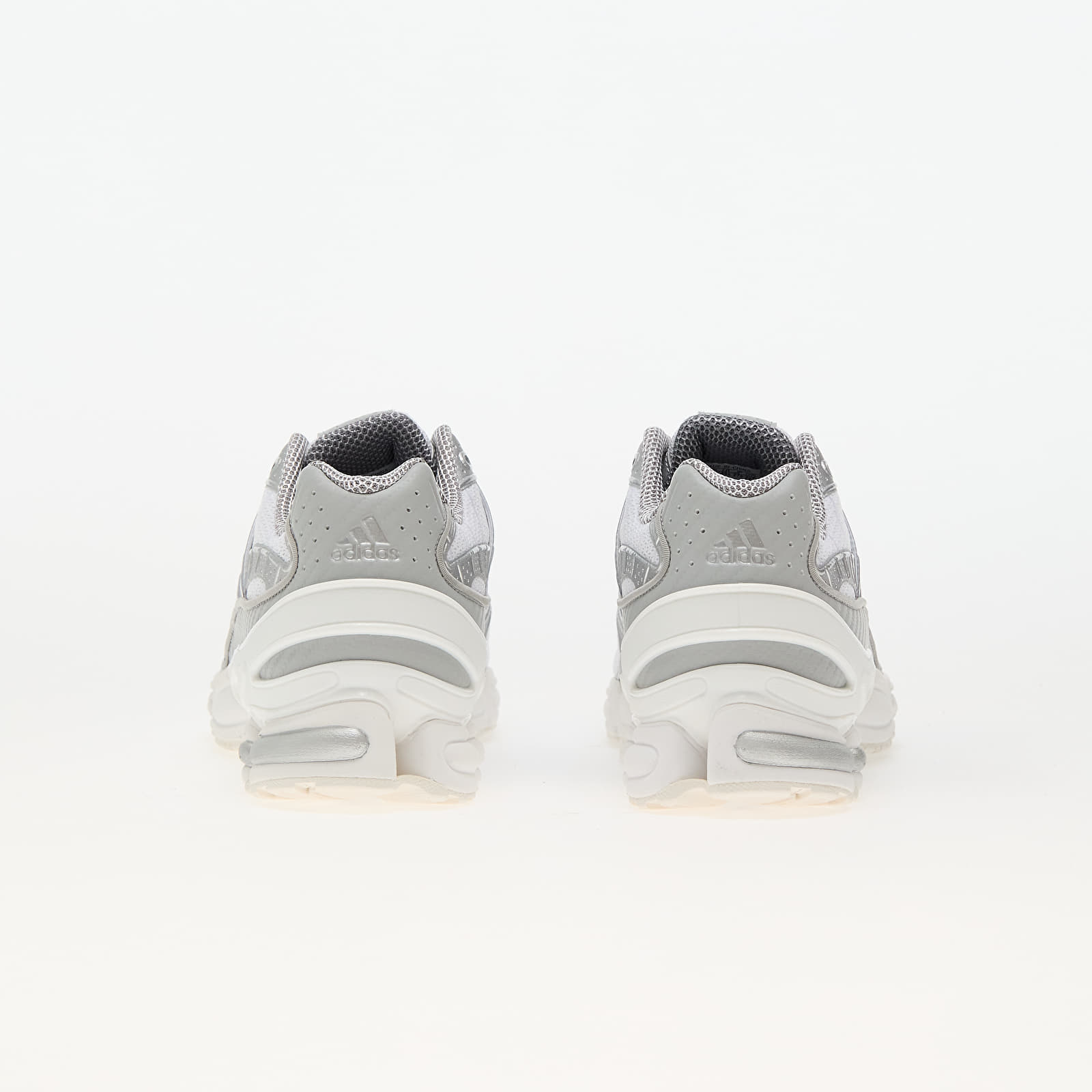 Men's sneakers and shoes adidas Ozweego Pro Ftw White/ Silver Metallic/ Core White