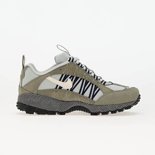 Baskets et chaussures pour femmes Nike W Air Humara Light Army Pale Ivory Light Silver Queens
