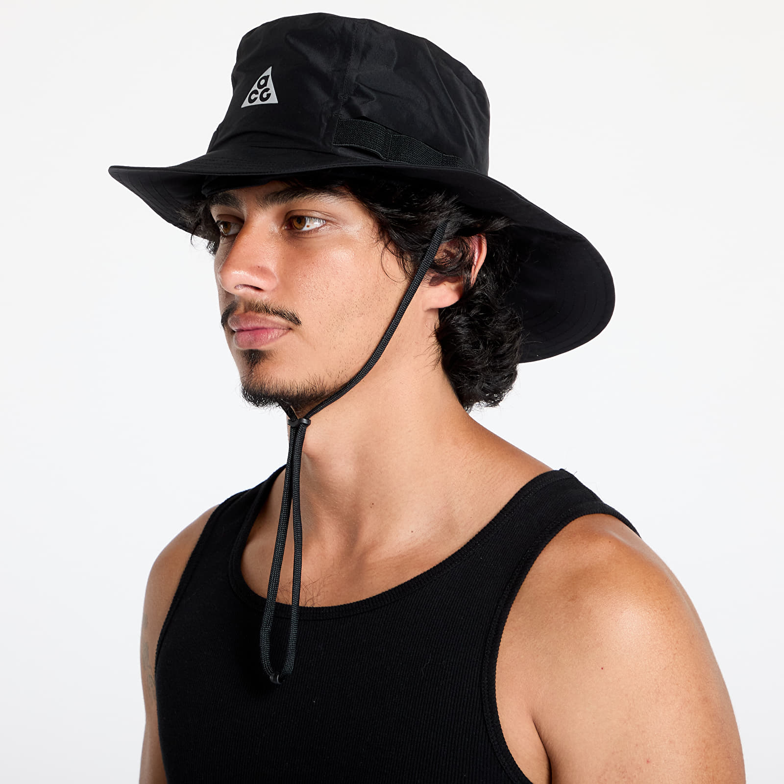 Šeširi Nike Apex Storm-FIT Bucket Hat Black/ Reflective Silver