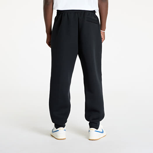 Men s sweatpants Nike Tech Fleece Pant Black Black Queens