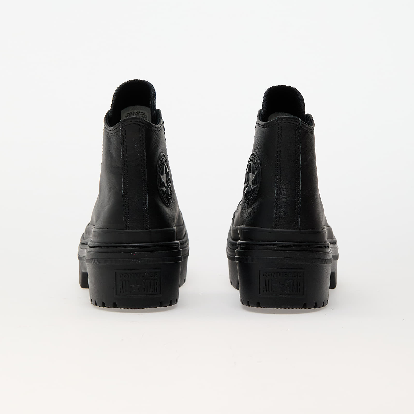 Women's sneakers and shoes Converse Chuck Taylor All Star Lugged Heel Leather Platform Black/ Black/ Black