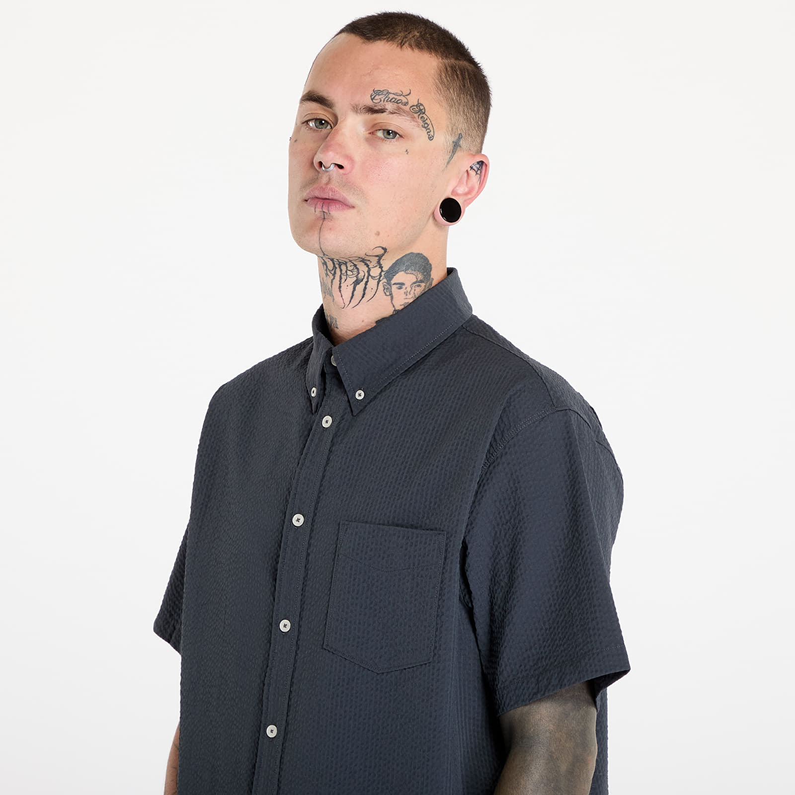 Herren-Hemden Nike Life Men's Short-Sleeve Seersucker Button-Down Shirt Anthracite/ Anthracite