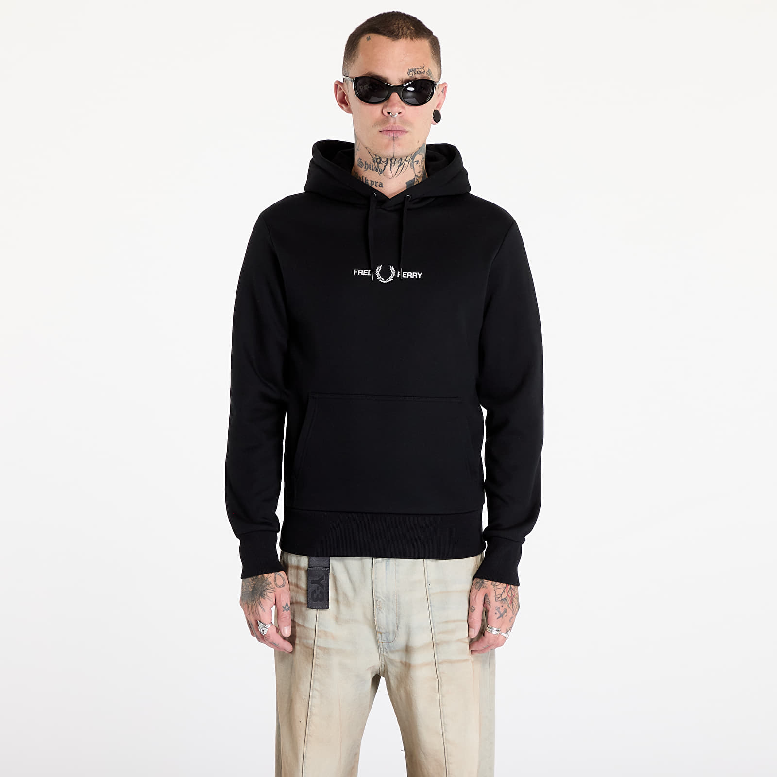Men s sweatshirts FRED PERRY Double Graphic Hooded Sweatshirt Black Queens