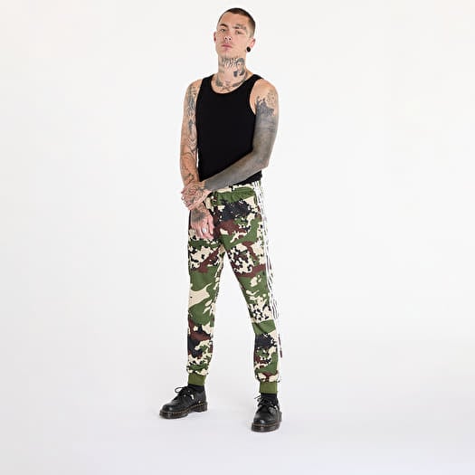 Pantalons de survetement pour hommes adidas Camo Sstr Trackpants Wild Pine Queens