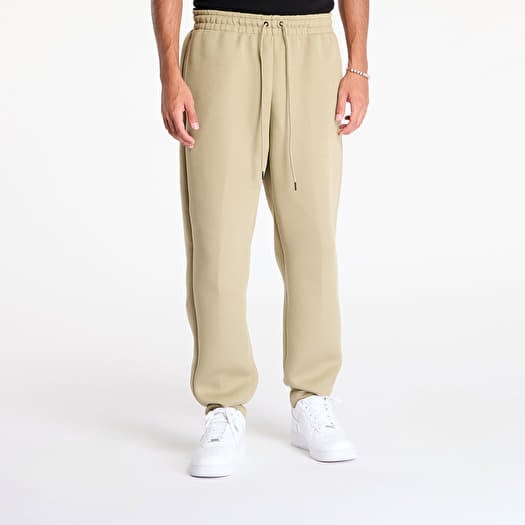 Olive nike sweatpants store