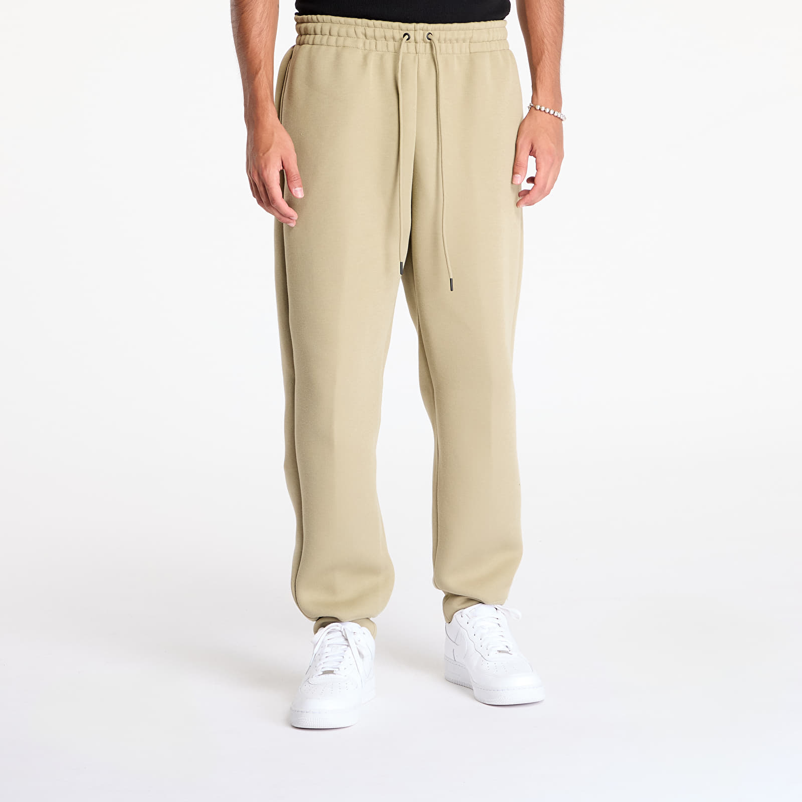 Olive nike sweatpants shop