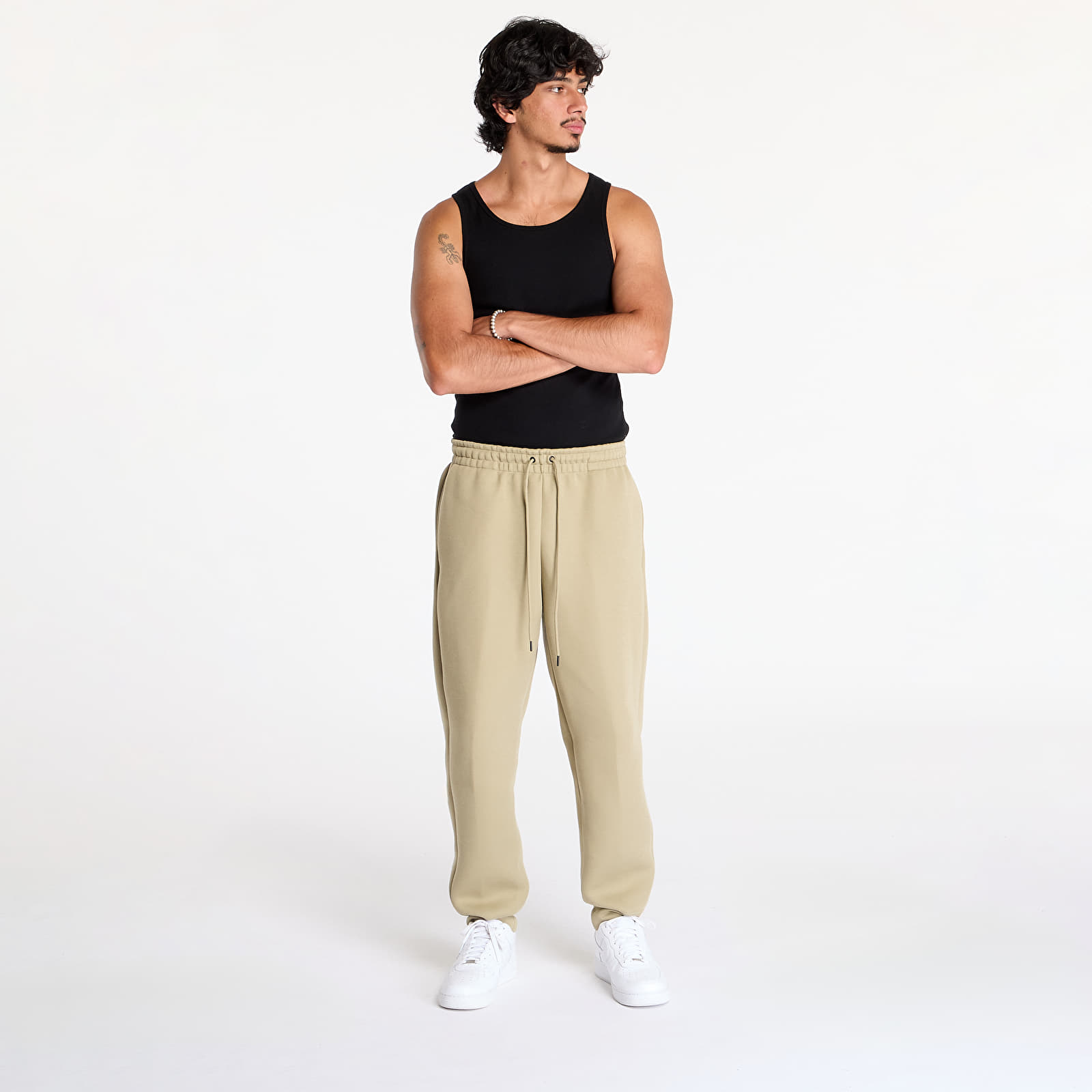 Olive nike sweatpants discount