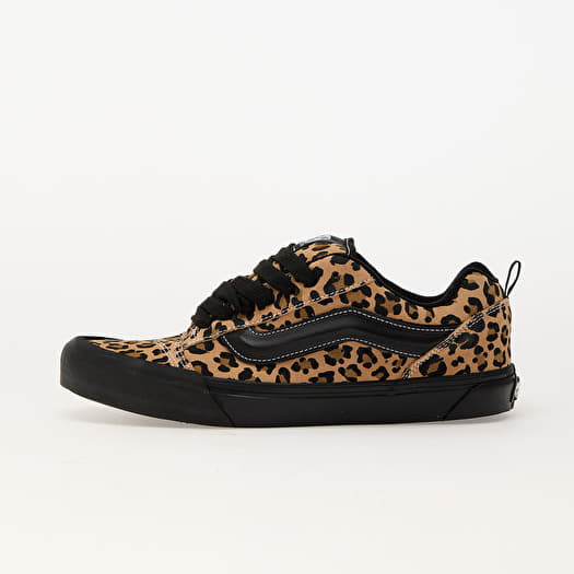 Leopard vans old skool store