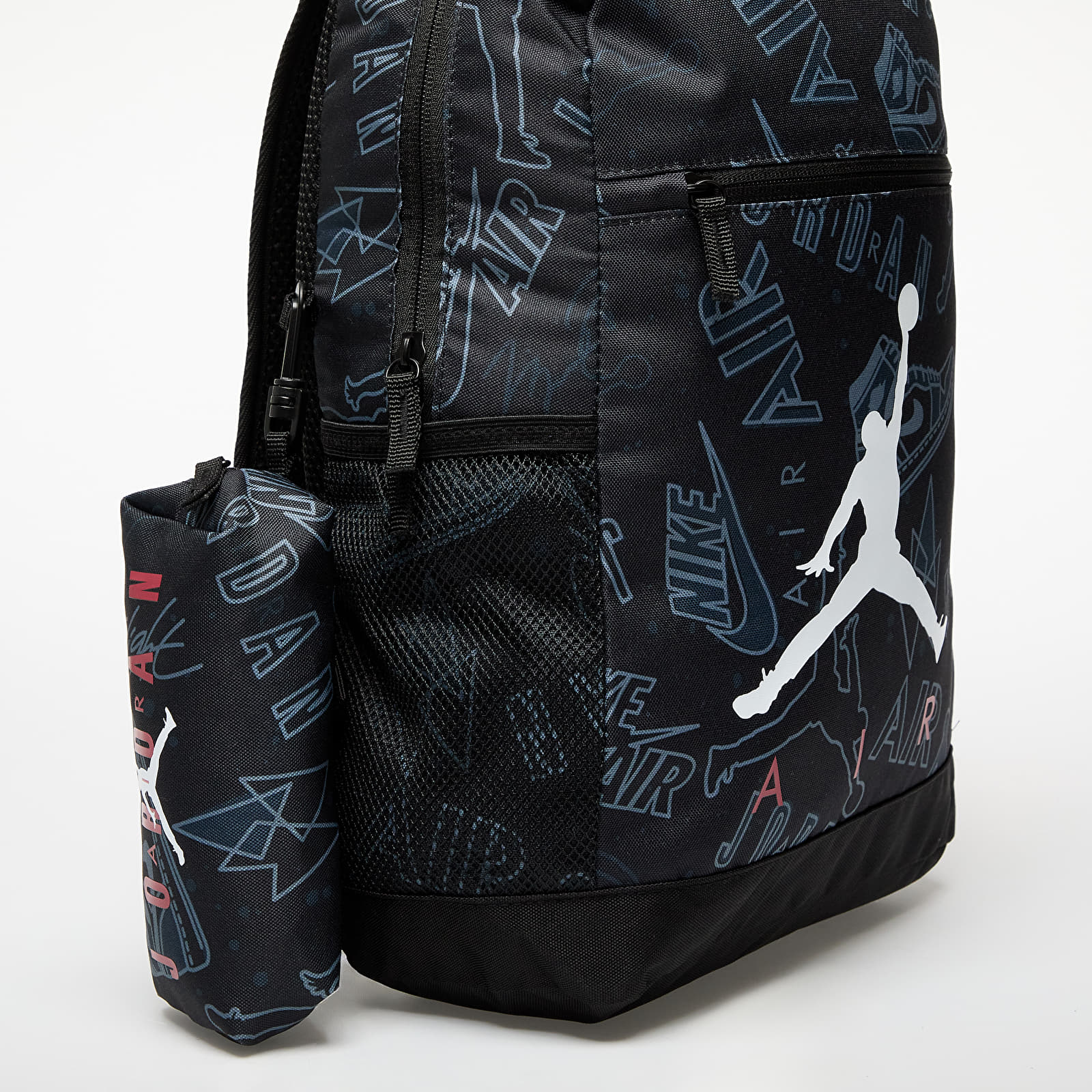 Black and red jordan backpack best sale